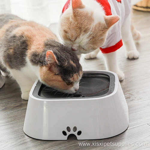non-slip pet food bowl with little paw design